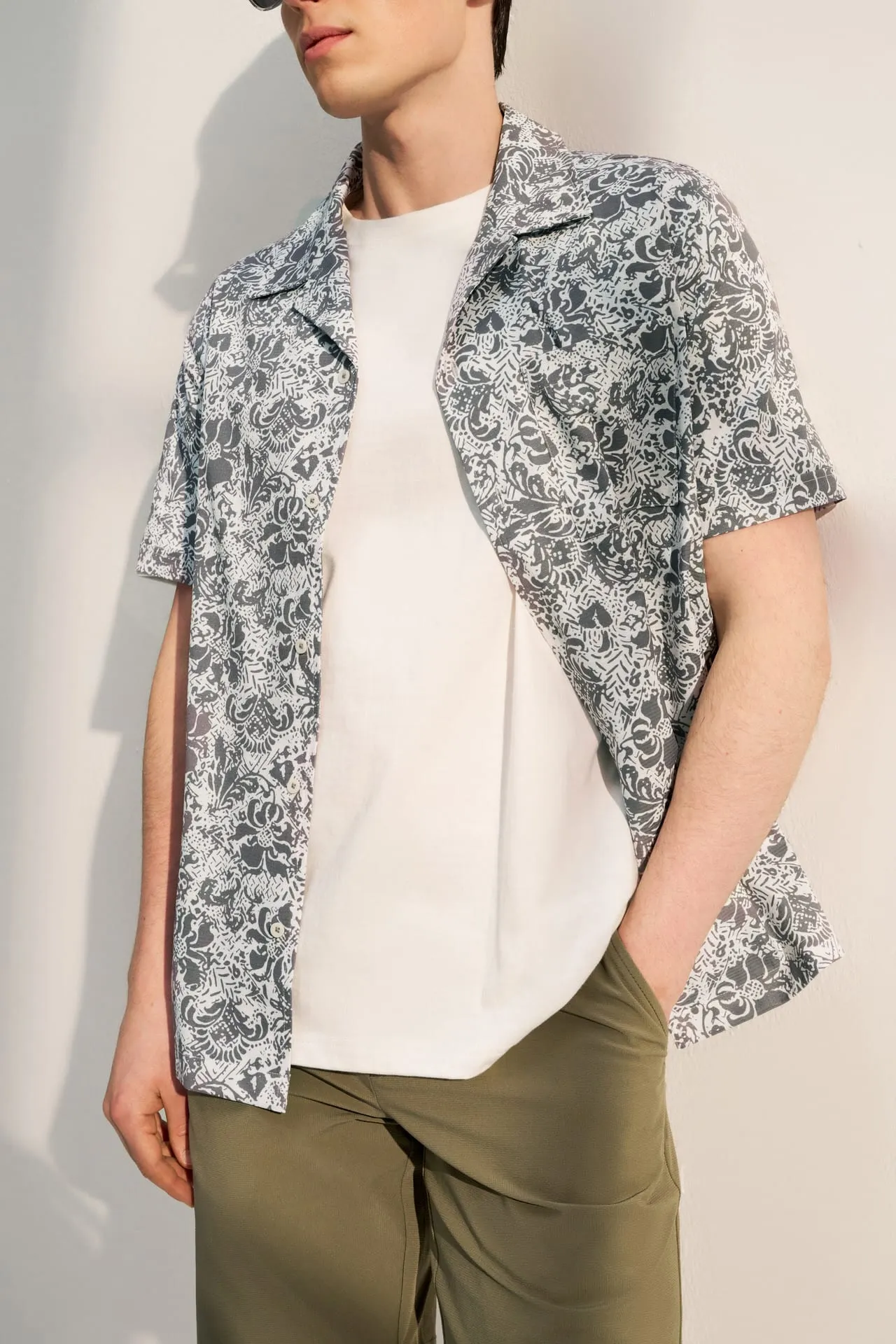 Dry Floral All Over Print Print Shirt in Relaxed Fit