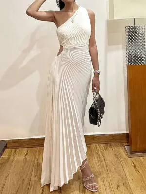 Women Long Dresses: Elegant Sleeveless One-shoulder Dress for parties